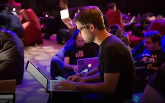 How AI Is Reshaping Digital Advertising: A New Era