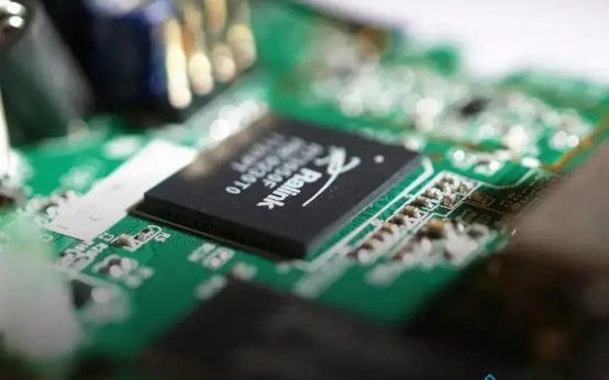 Quantum Computing: What Beginners Need to Know Now